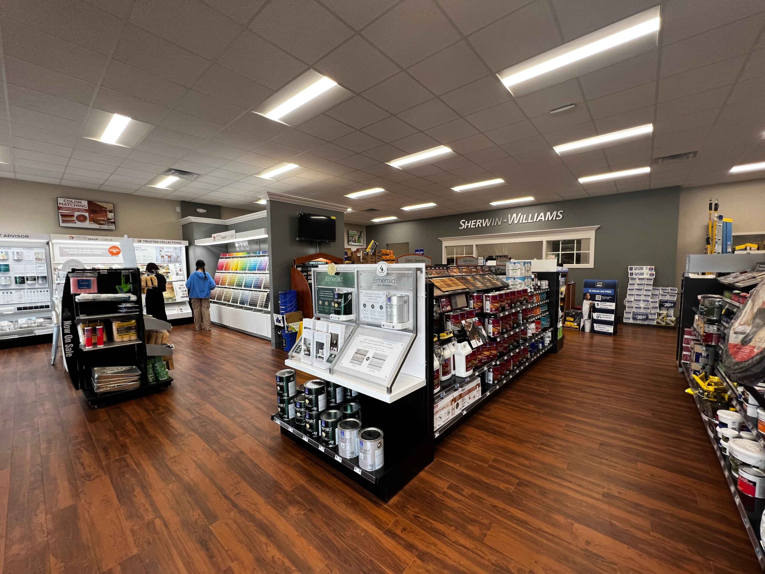 Sherwin Williams retail space painted by RM & Sons Painting Knoxville, TN